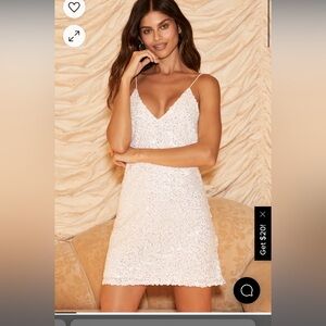 White sequin lulu’s dress NWT perfect condition